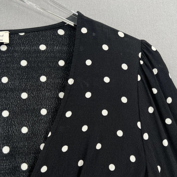 ARITZIA WILFRED Shirt Womens Medium Black White New Prairie Blouse V-neck Top - Picture 6 of 16